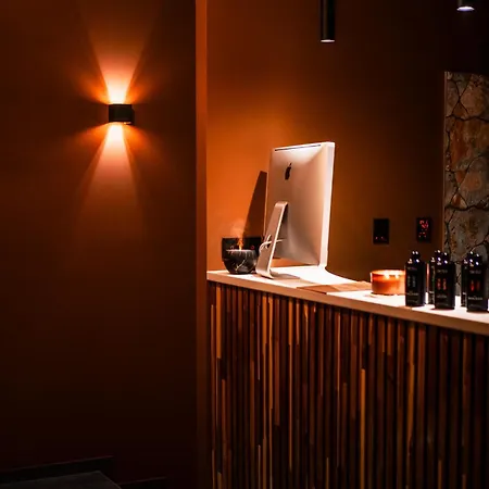 Coco Private And Jacuzzi Center Frühstückspension 4*