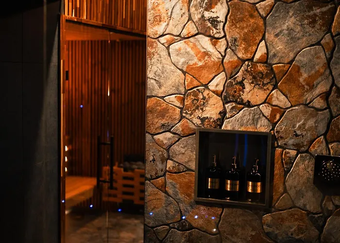 Coco Private And Jacuzzi Center